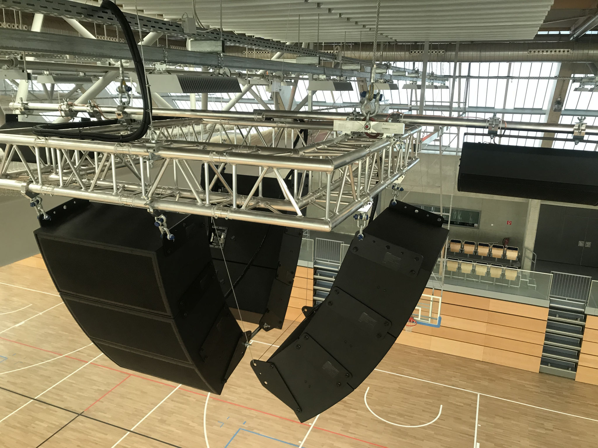 linearray bose arenamatch cluster